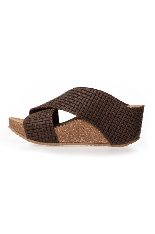 Copenhagen Shoes The dance sandal I Fletlook ruskind med kilehæl