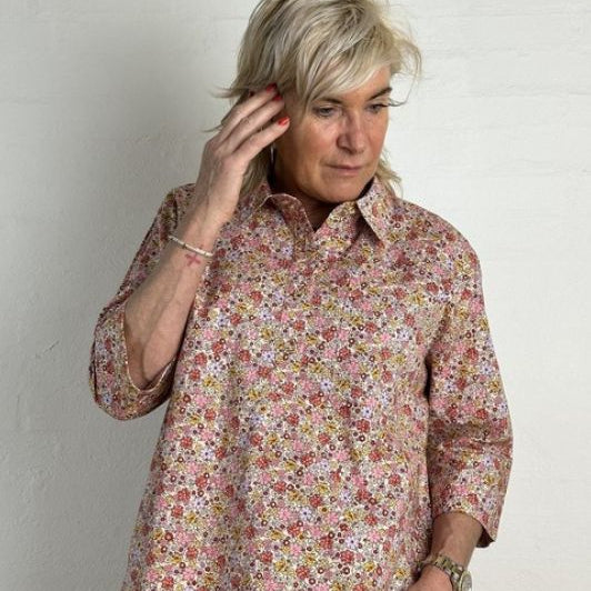 Gaspar Porto shirt I Cool bluse i sødt blomsterprint I Dresslab