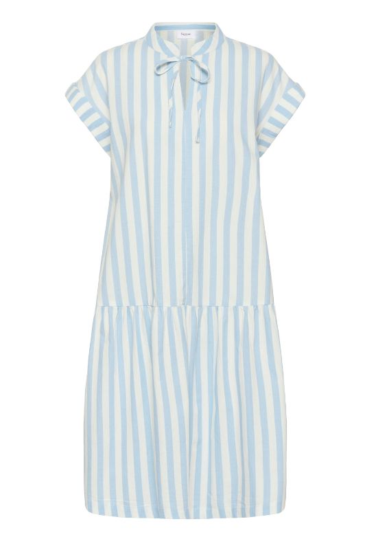 Saint Tropez Zalinda dress I Sommerkjole i lyseblå striber