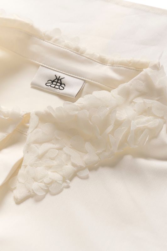 Karen by Simonsen Cleo Shirt | Skjorte i hvid med tyl krave I Dresslab