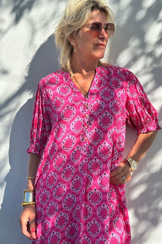 Gaspar Tunø dress | Cool pink ornament printet kjole