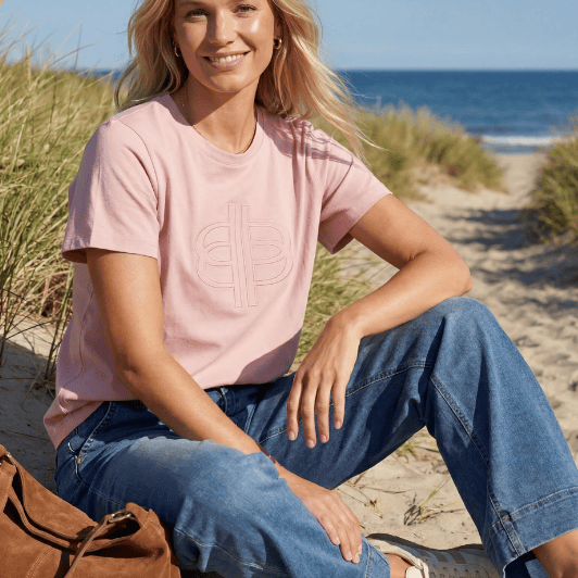 Prepair Alba t-shirt i rosa med broderi I Dresslab