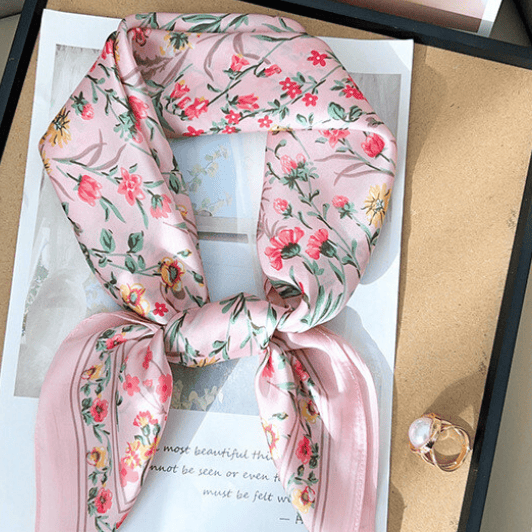 Atelier Paris I Unikt tørklæde print rosa blomst