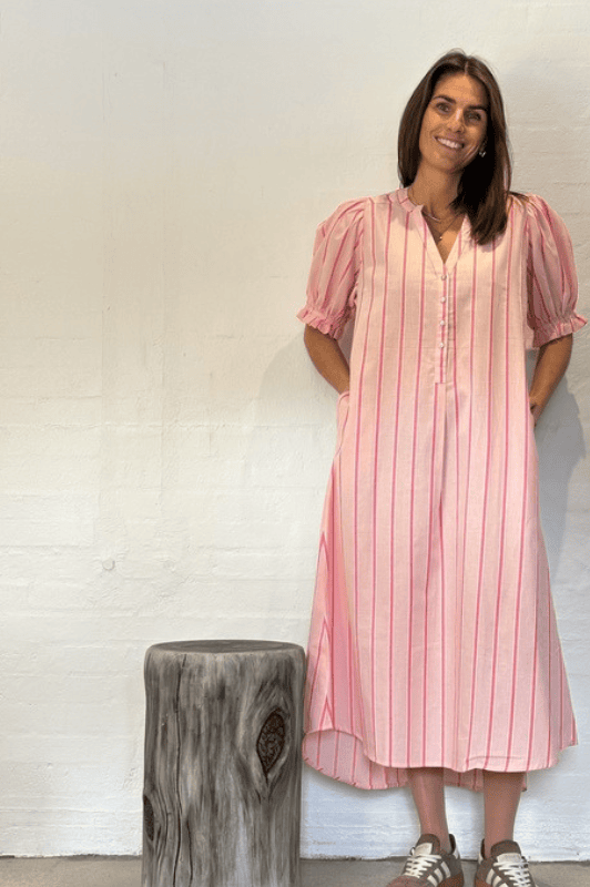 Gaspar Tunø dress | Rosa strib I Dresslab