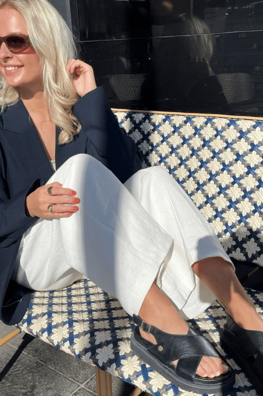 Copenhagen Shoes Summertime I Sort cross-over sandal