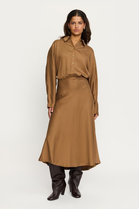Soft Rebels Stormy mididress I Kjole i brun karamel