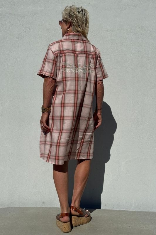 Gaspar Nice check dress | Cool kjole i rosa tern I Dresslab
