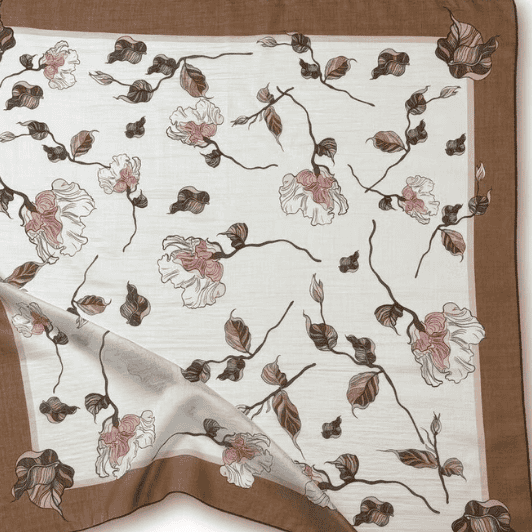 Atelier Paris I Fint tørklæde med blomsterprint i brun I Dresslab