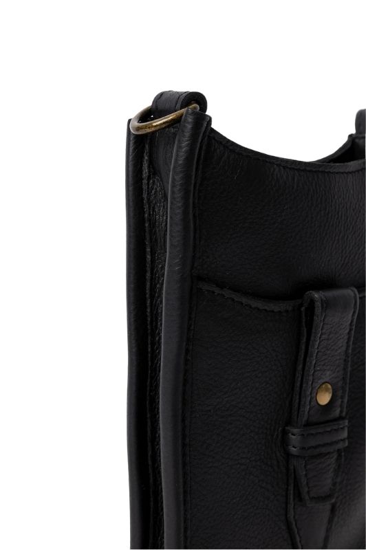 Re:Designed Juna small crossbody taske i sort ægte skind