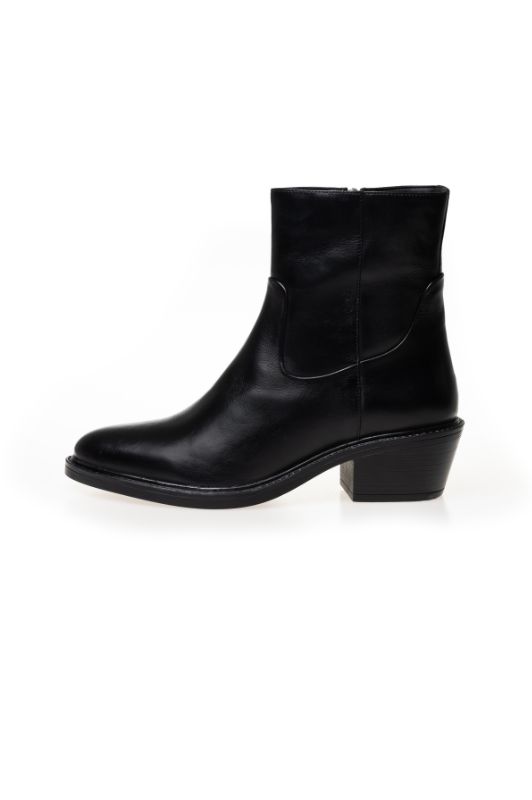 Copenhagen Shoes Beautiful Life western støvle i sort skind