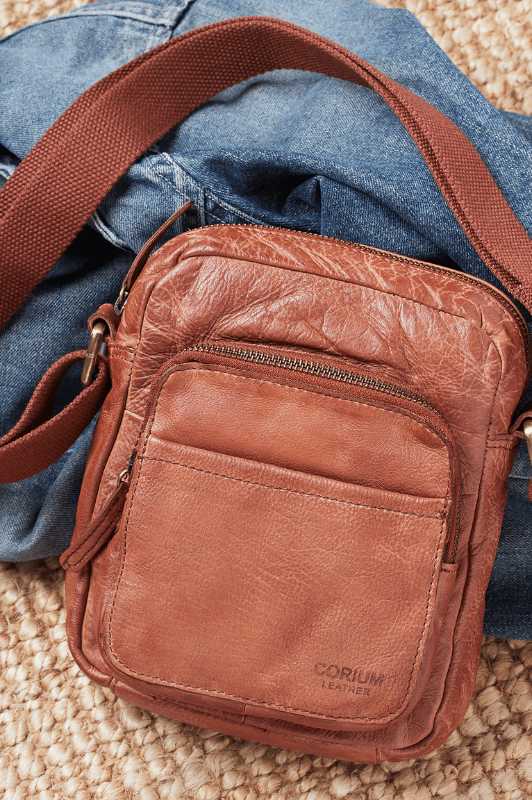 Corium Crossbody Taske | Vasket skind cognac