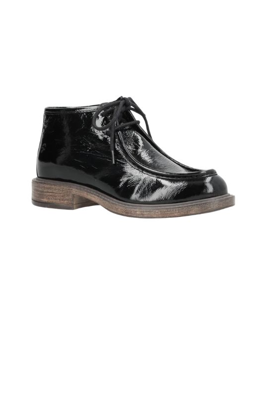 Shoedesign Copenhagen Moana skindstøvle i sort lak look
