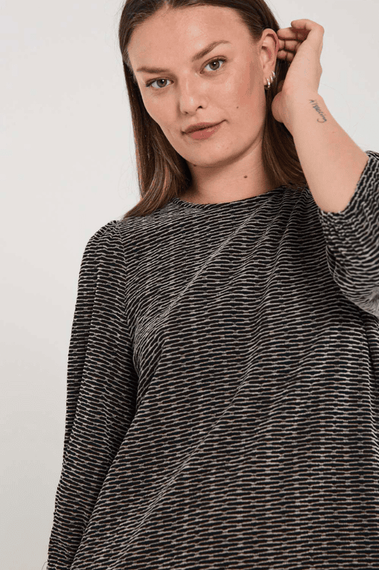 FreeQuent Mina A-shape sort jaquard