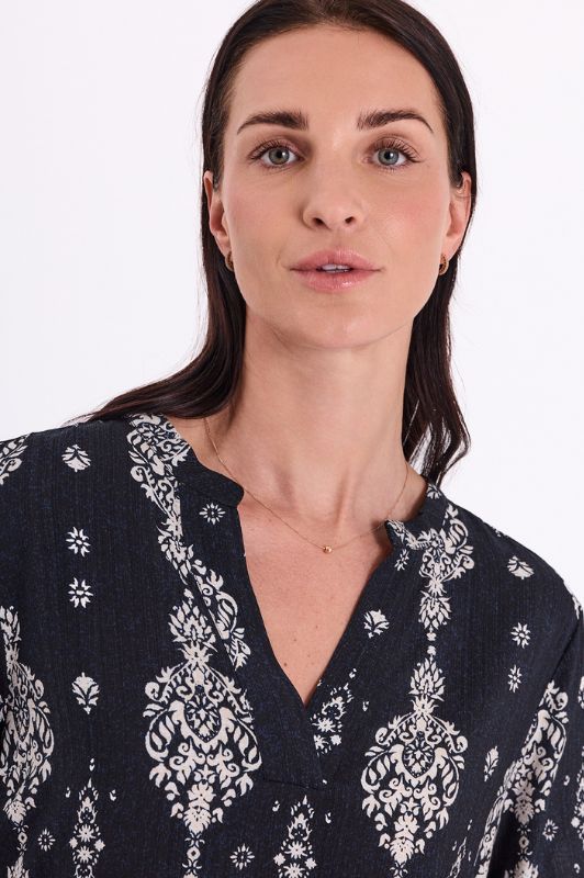 Freequent Tilly dress I Sort ornament print kjole I Dresslab