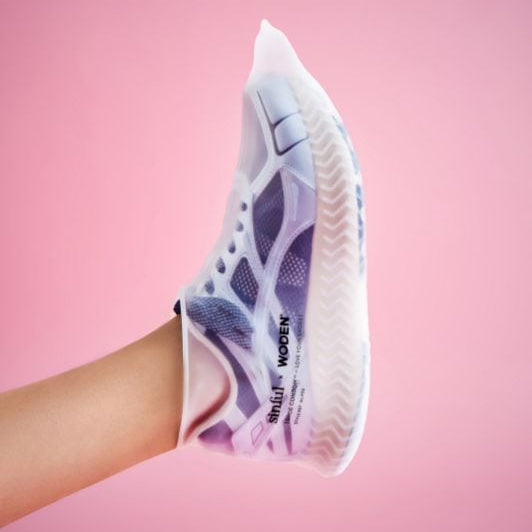 Woden Shoe Condom I Sinful x Woden colab sko-kondom