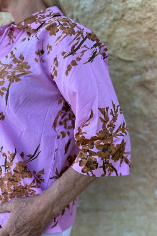 PRE ORDER Gaspar Java bluse i pink print I Dresslab
