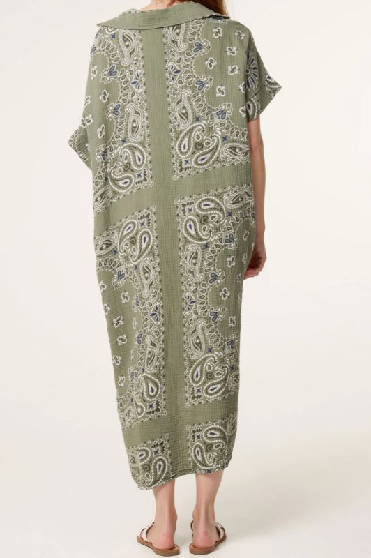 Studio West dress I Khaki sommerkjole i bandana print