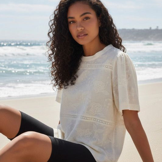 Ofelia Tenna top broderie anglaise i creme I Dresslab