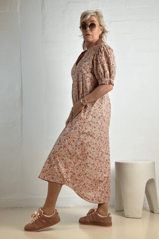 Gaspar Tunø dress | Sødt rosa blomsterprint I Dresslab
