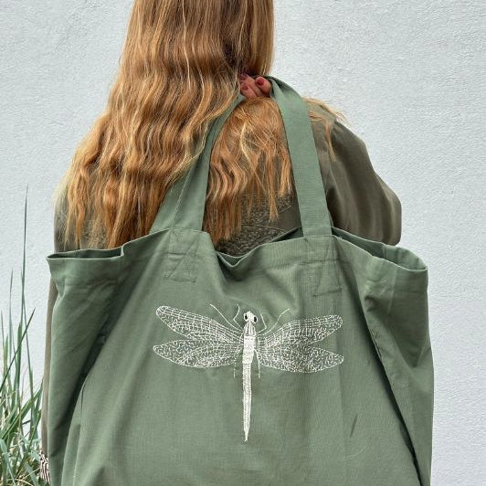 Gaspar Fiji tote bag khaki med broderi I Dresslab