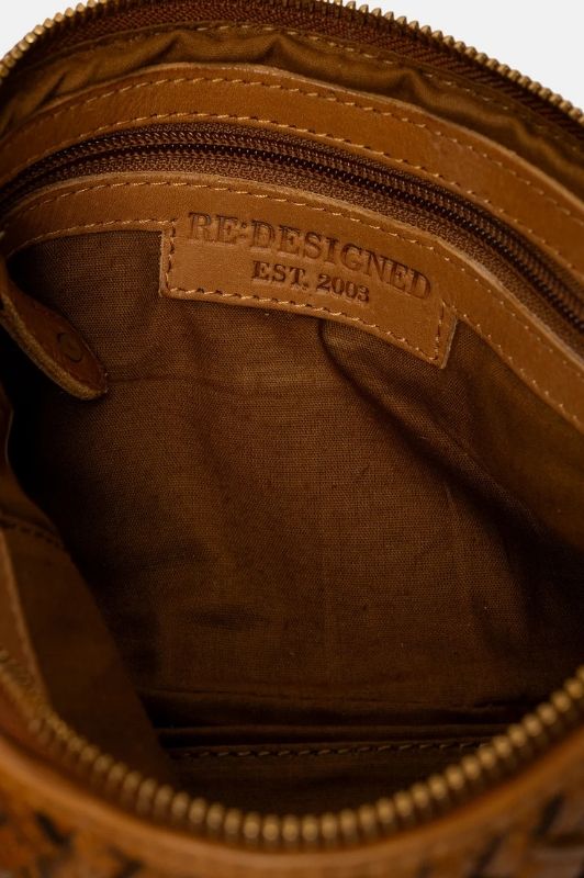 Re:Designed Mika clutch i flettet cognacfarvet ægte skind