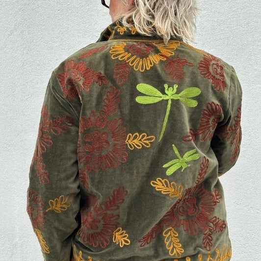 PRE ORDER Utah short velvet jacket I  Velourjakke med broderi i olivengrøn