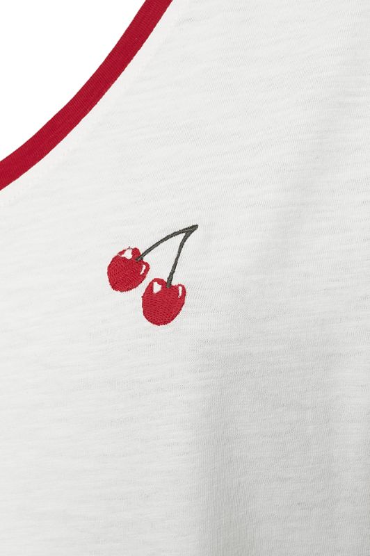 FreeQuent Viva t-shirt | Hvid t-shirt med broderi og rød kontrast I Dresslab