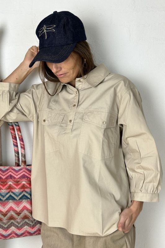 Gaspar Oslo shirt I Cool bluse med lommer og broderi i sand