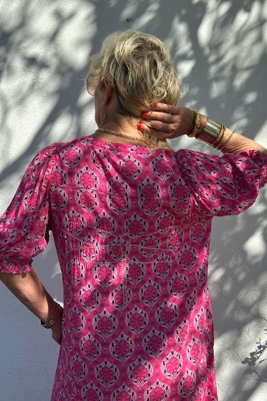 Gaspar Tunø dress | Cool pink ornament printet kjole