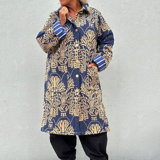 PRE ORDER Gaspar Bruxelles winter coat I Frakke i marineblå jaquard