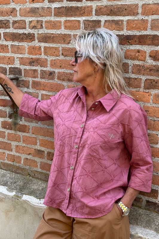 Gaspar Vigo broderie anglaise skjorte i rose pepper I Dresslab