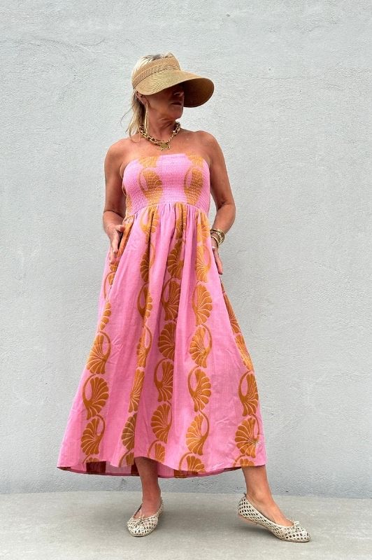 Gaspar Polo dress | Stropløs kjole i pink jaquard I Dresslab