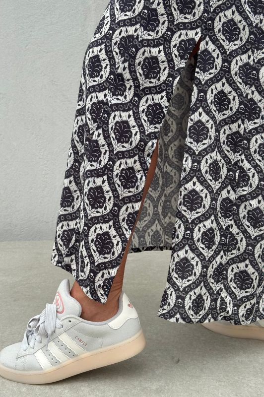 Gaspar Athen print kaftan | Sort med hvidt print I Dresslab