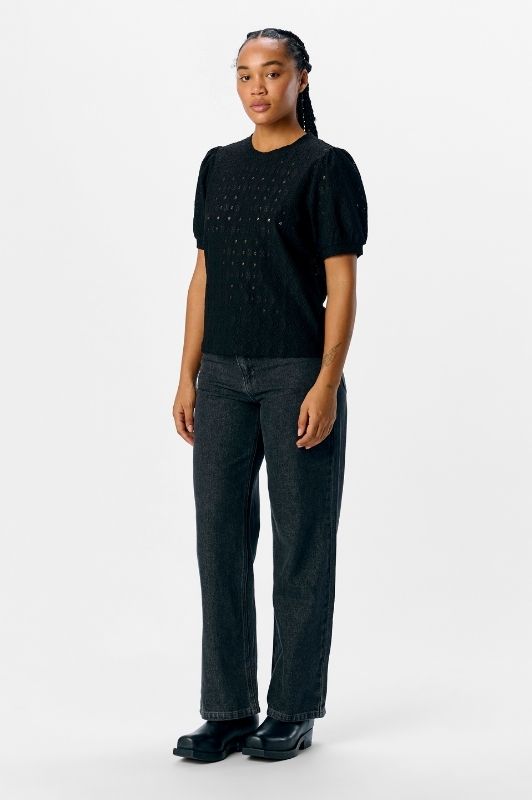 Object Laila sort s/s top i blonde look I Dresslab