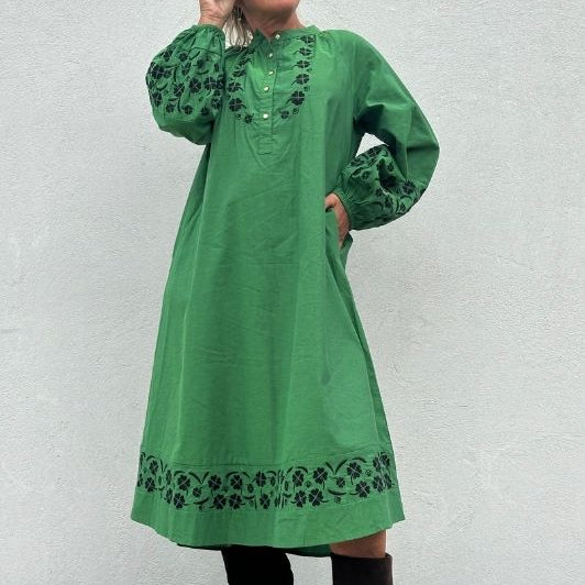 PRE ORDER Gaspar Moon dress i flot grøn