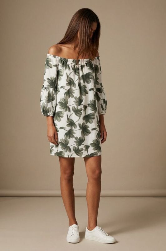 Moondust Lina khaki dress I Flot printet viskose sommerkjole