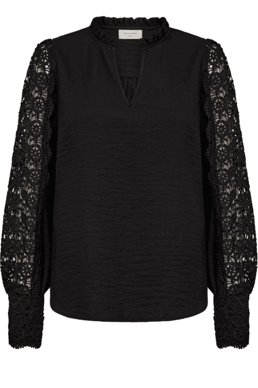 Freequent Essa bluse med blondeærme sort
