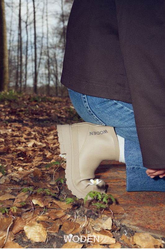 WODEN Alison warm waterproof | Sandfarvet cool gummistøvle med foer