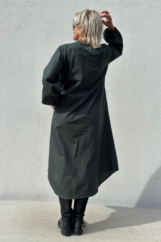 PRE ORDER  Luna zip dress | Cool flaskegrøn kjole med guldsmed