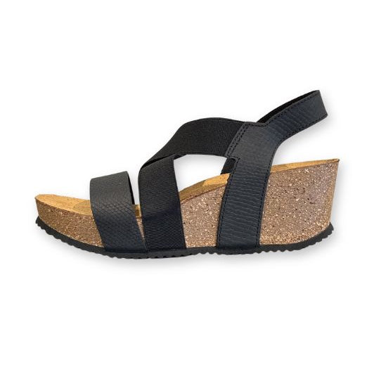 Copenhagen Shoes Stacia sandal I Sort med kilehæl og snakelook I Dresslab