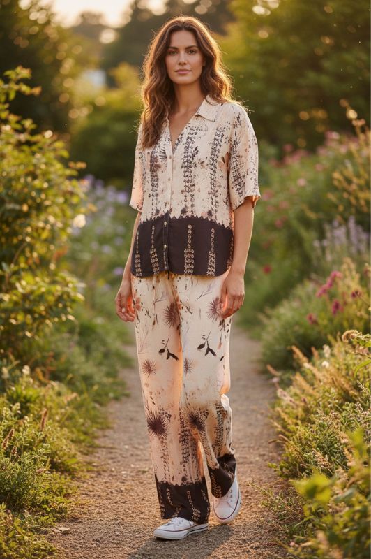 Ofelia Chili buks i allover print I Dresslab
