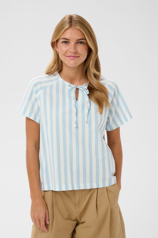 Saint Tropez Zalinda blouse | Sommerbluse i lyseblå striber