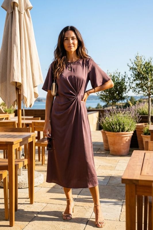 Prepair Nora dress | Blommefarvet festkjole i satin I Dresslab