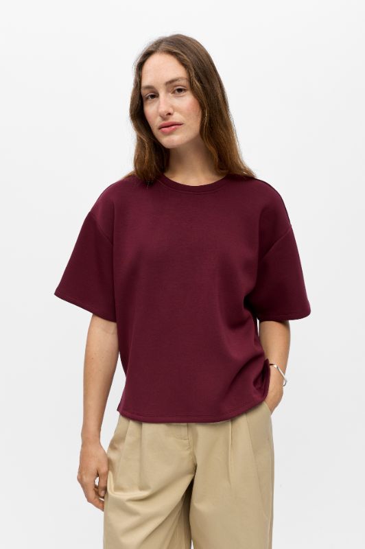 Object Andrea bordeaux boxy t-shirt I Dresslab