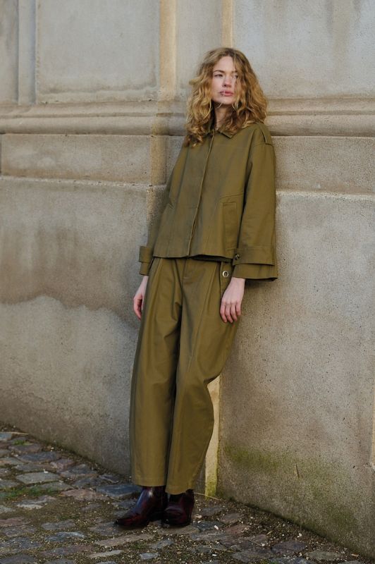 La Rouge Daniella trenchcoat | Kort cargojakke i khaki