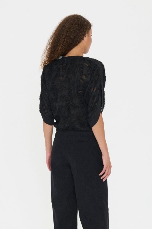 Saint Tropez Miah bluse | Sort bluse med cool struktur