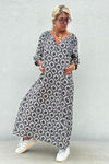 Gaspar Athen print kaftan | Sort med hvidt print I Dresslab