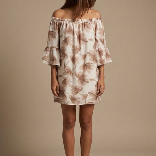 Moondust Lina sand dress I Flot printet viskose sommerkjole