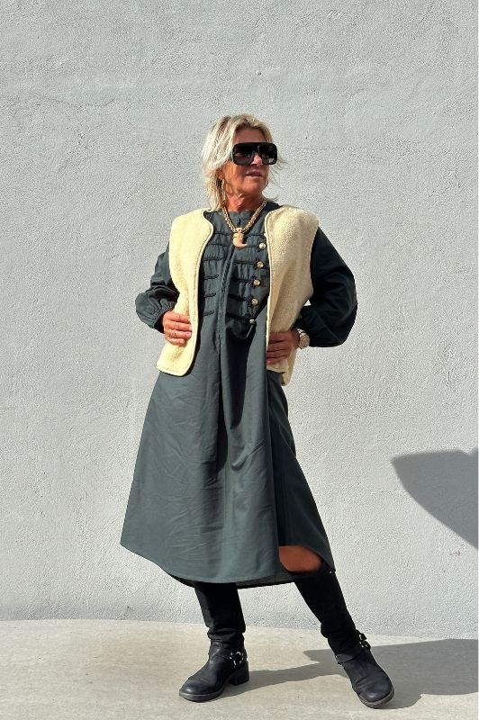 PRE ORDER  Luna zip dress | Cool flaskegrøn kjole med guldsmed